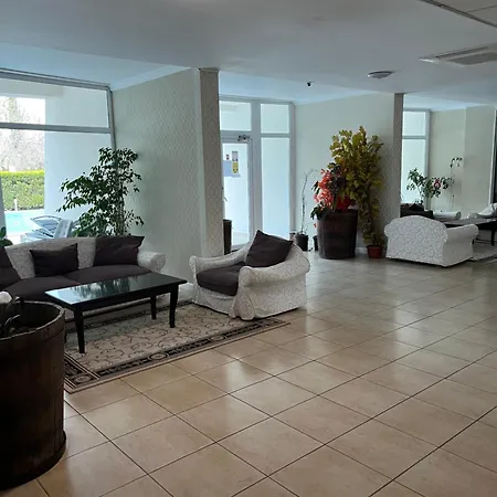 Apartament Dyaresidence By The Sea